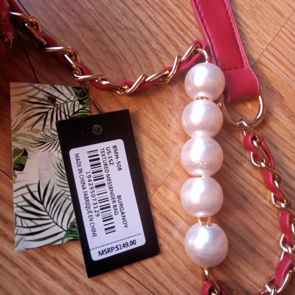 P. NWT ladies burgundy red purse by Ashley Mischka msrp$149 - Picture 4 of 10